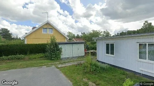 Rooms for rent in Botkyrka - Photo from Google Street View