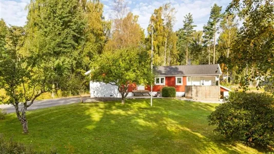 Houses in Mölndal - photo 1