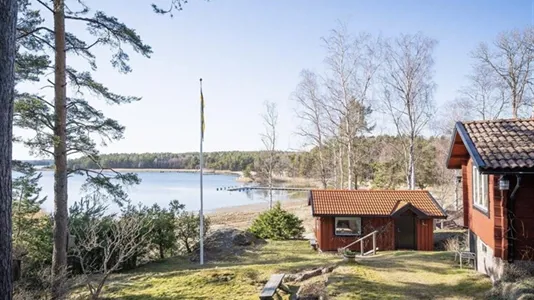 Houses in Oxelösund - photo 1