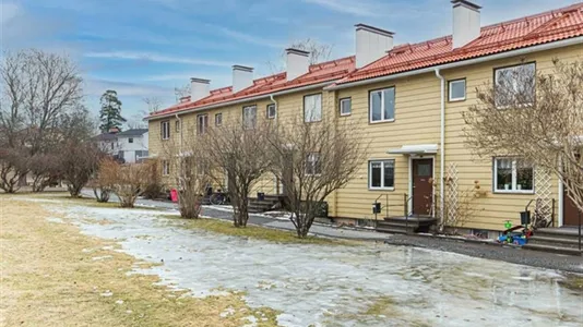 Houses in Järfälla - photo 3