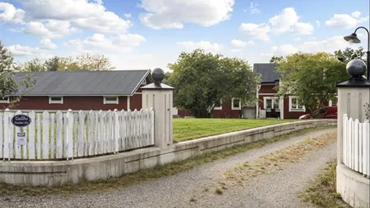 Houses in Nynäshamn - photo 1