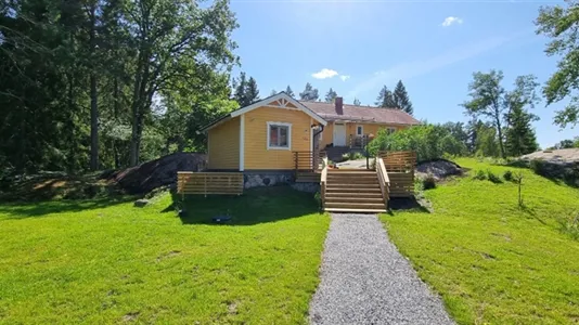 Houses in Värmdö - photo 2