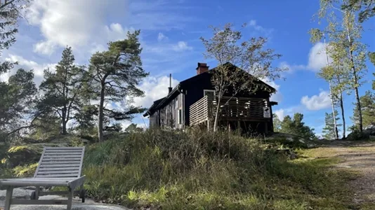 Houses in Värmdö - photo 1